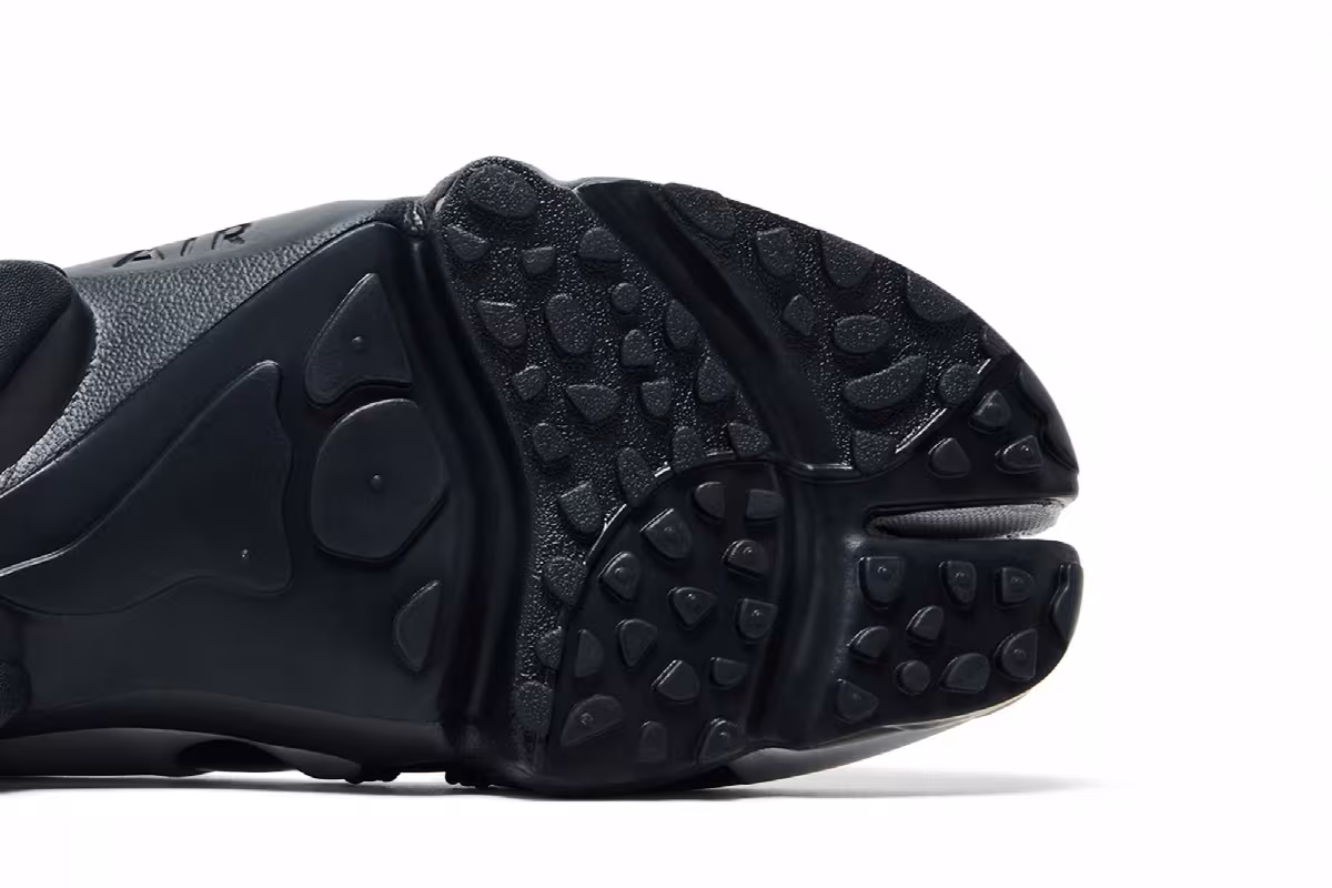 Nike Women's Air Rift Polka Dots Black Metallic Silver, view 6