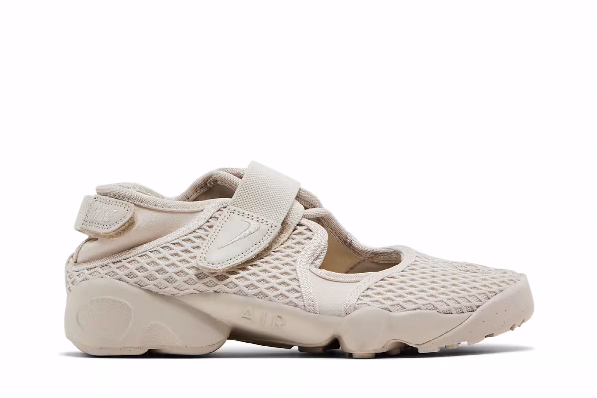 Nike Women's Air Rift Light Orewood Brown, view 2