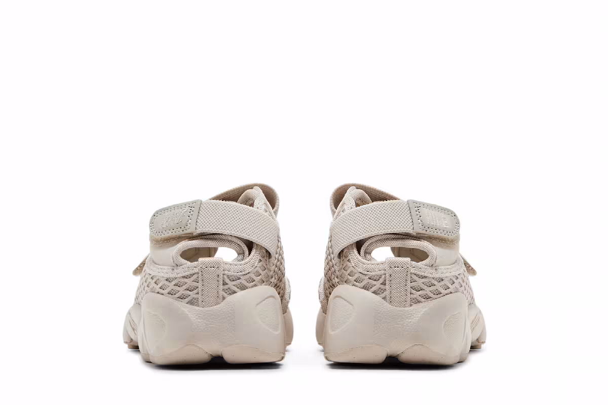 Nike Women's Air Rift Light Orewood Brown, view 7