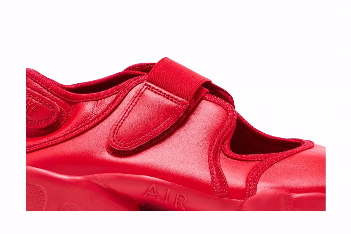 Nike Women's Air Rift Premium Fire Red, view 3