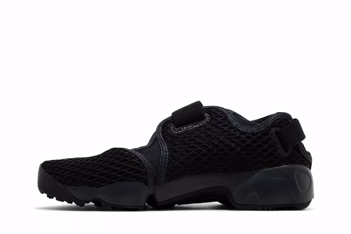 Nike Women's Air Rift Triple Black, view 4