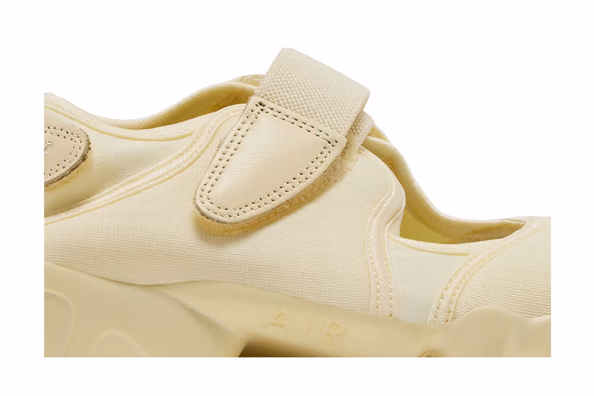 Nike Women's Air Rift Sunbleach, view 3