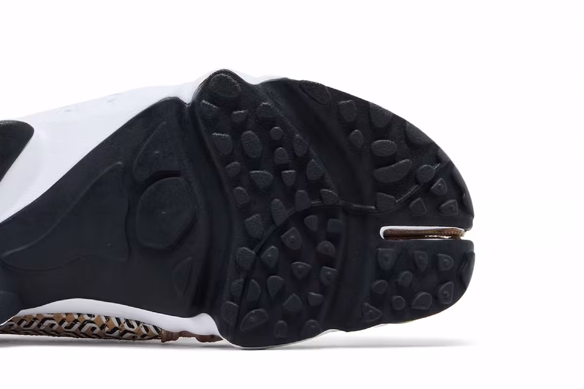 Nike Women's Air Rift United in Victory, view 6
