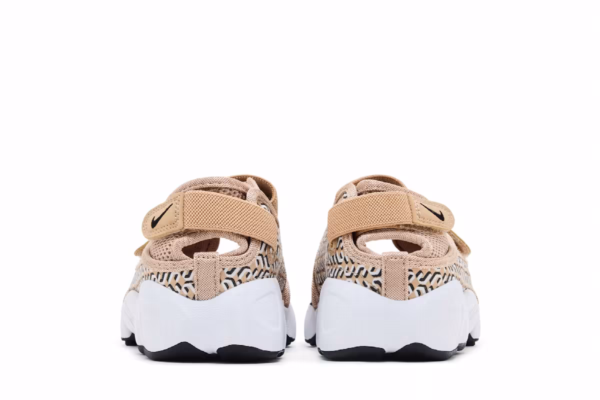 Nike Women's Air Rift United in Victory, view 7