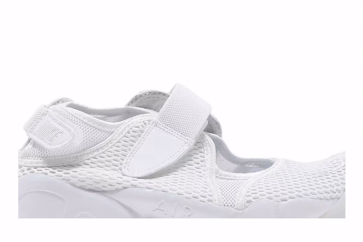 Nike Women's Air Rift Breathe Triple White, view 3