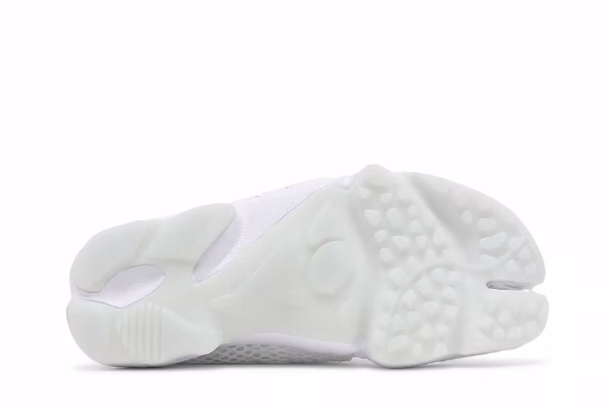 Nike Women's Air Rift Breathe Triple White, view 5