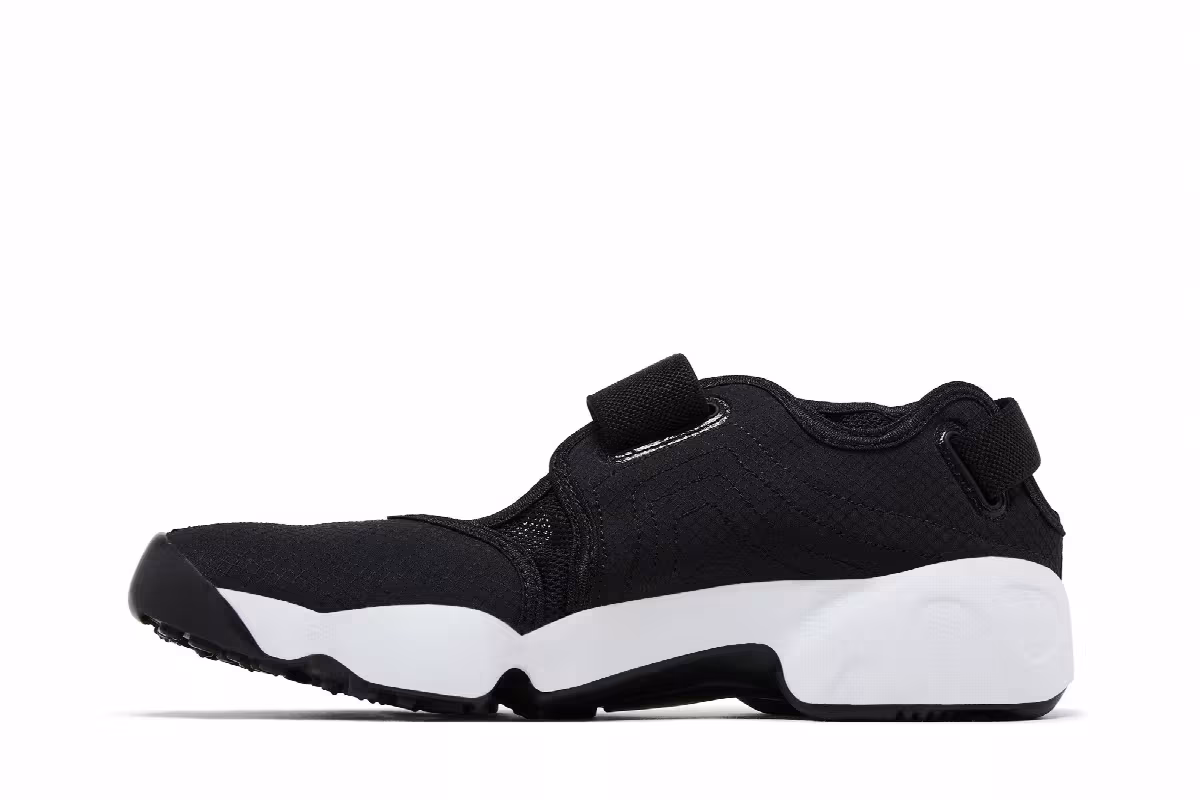 Nike Women's Air Rift Breathe Black White, view 4
