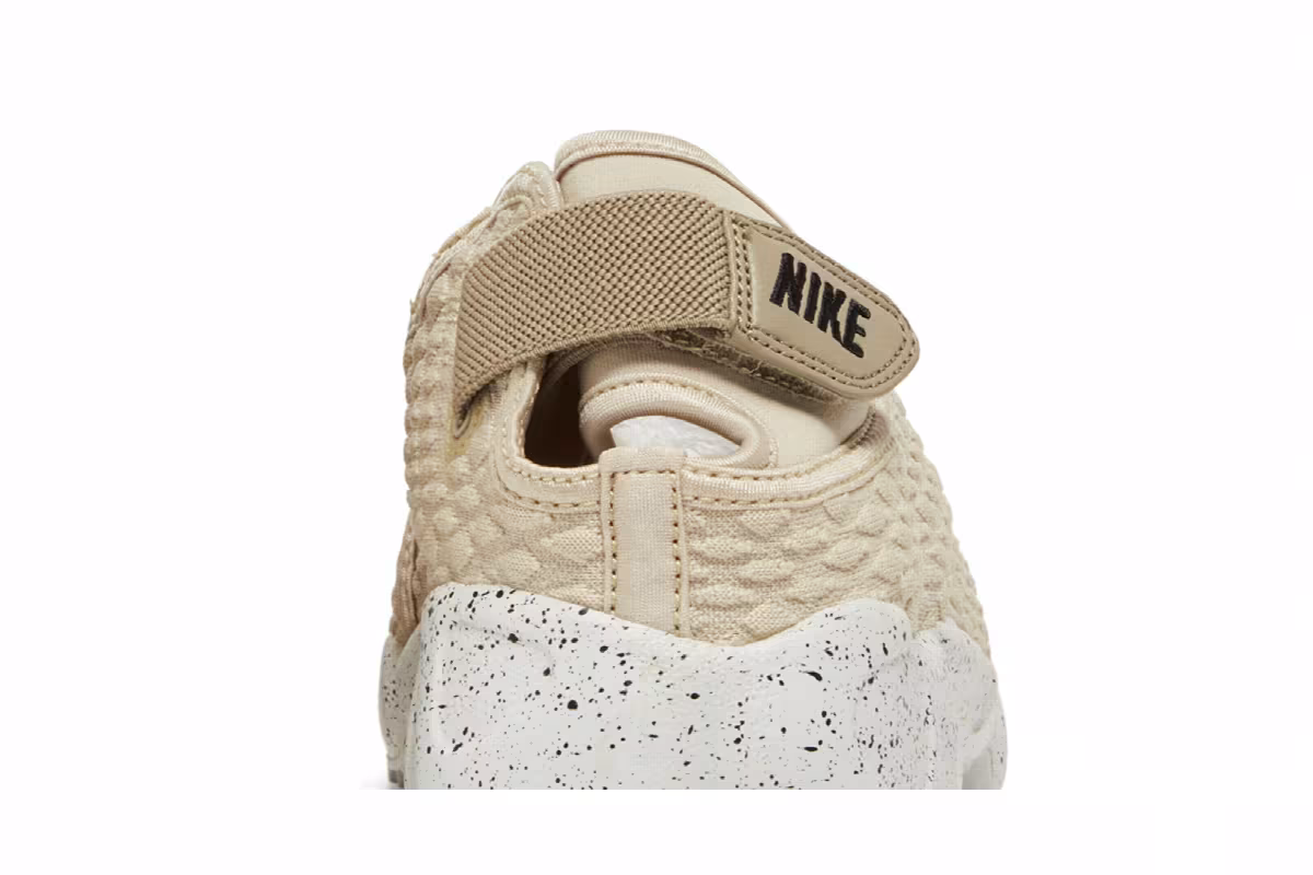 Nike Women's Rift Wrap SE Oatmeal, view 8