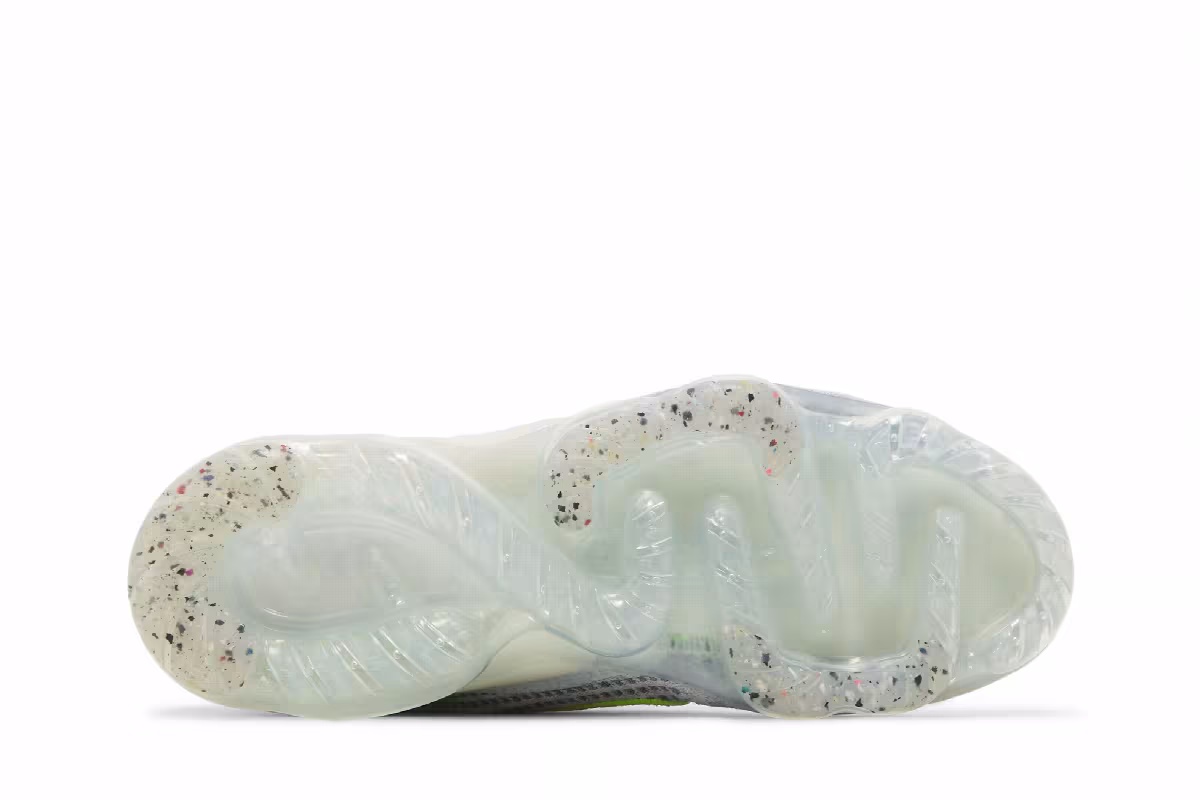 Nike Air VaporMax 2021 Flyknit GS Wolf Grey Volt, view 5