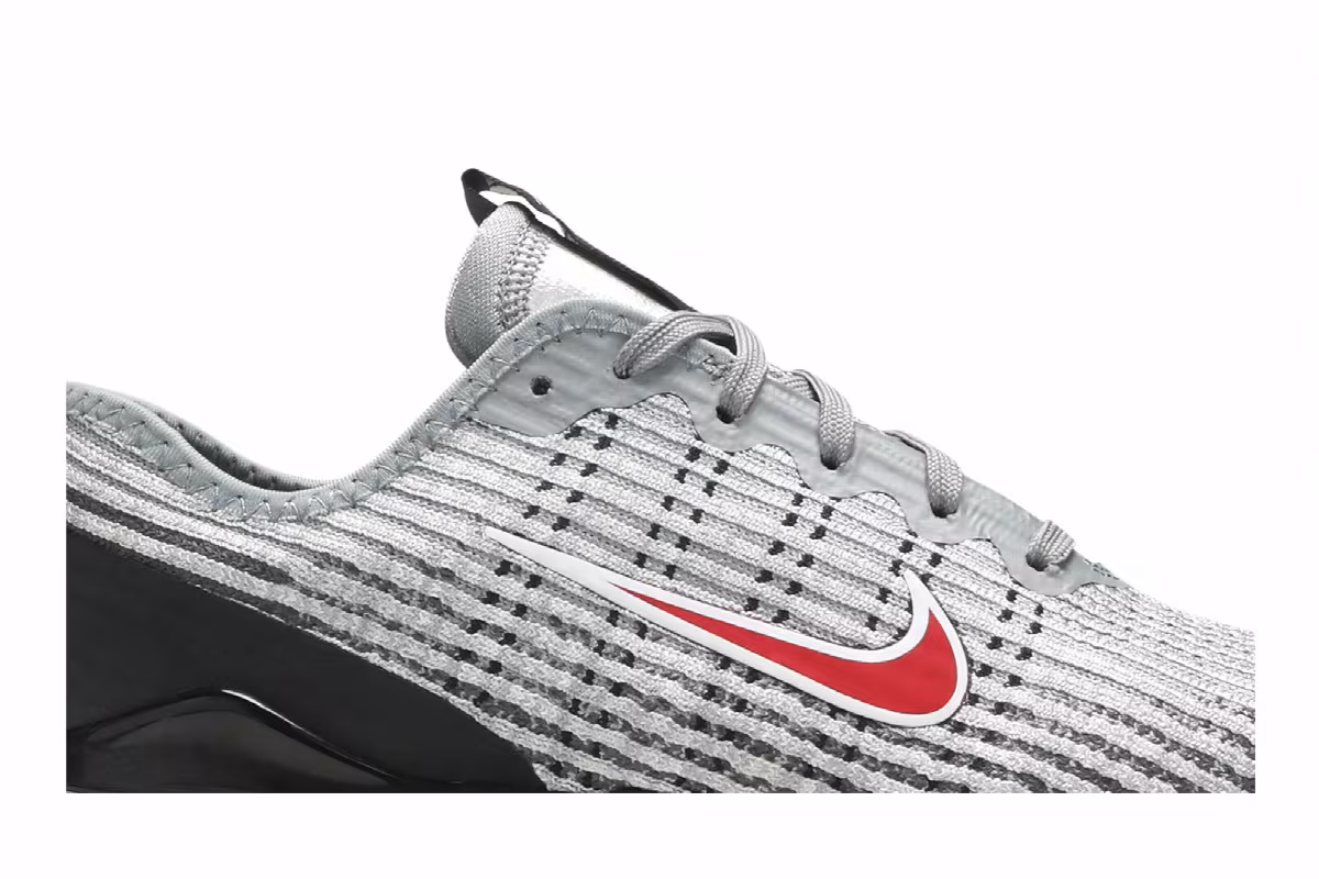 Nike Air VaporMax Flyknit 3 GS Particle Grey University Red, view 3
