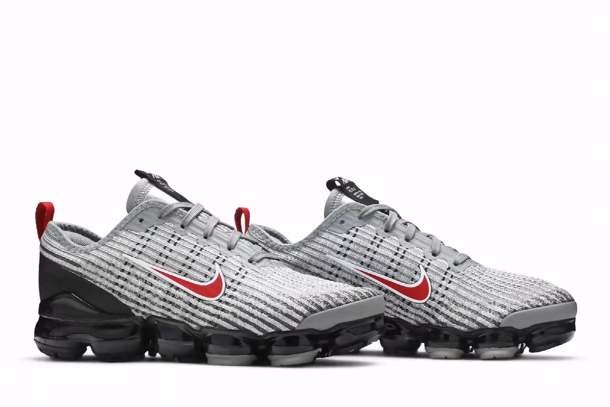 Nike Air VaporMax Flyknit 3 GS Particle Grey University Red, view 9