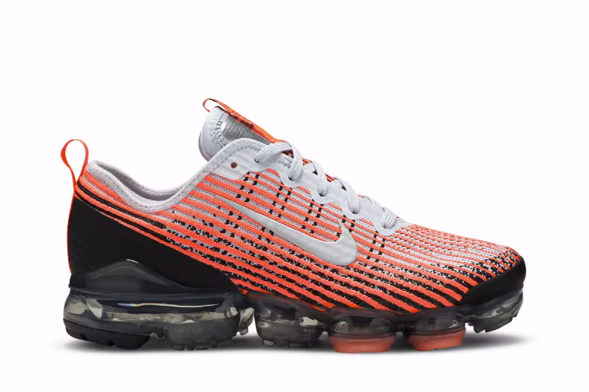 Nike Air VaporMax Flyknit 3 GS Bright Mango, view 2