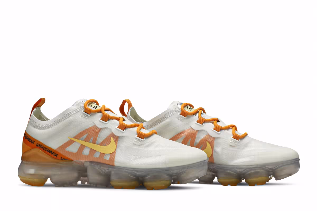 Nike Women's Air VaporMax 2019 White Orange, view 9