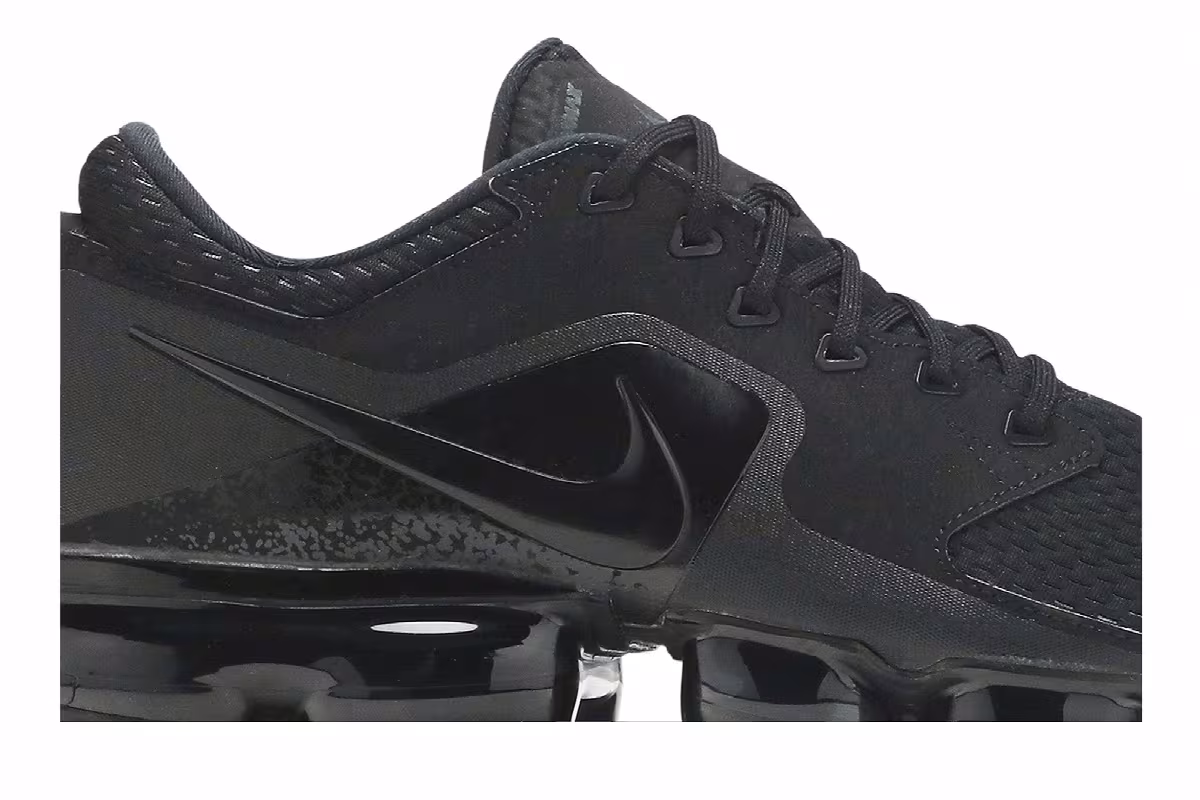 Nike Women's Air VaporMax CS Triple Black, view 3