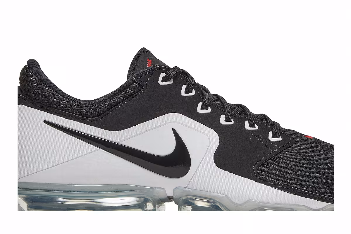 Nike Air Vapormax Black White, view 3