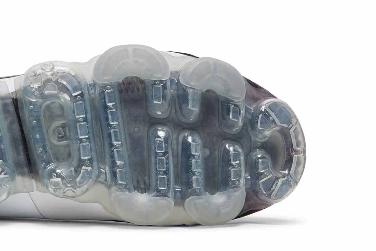 Nike Air Vapormax Black White, view 6