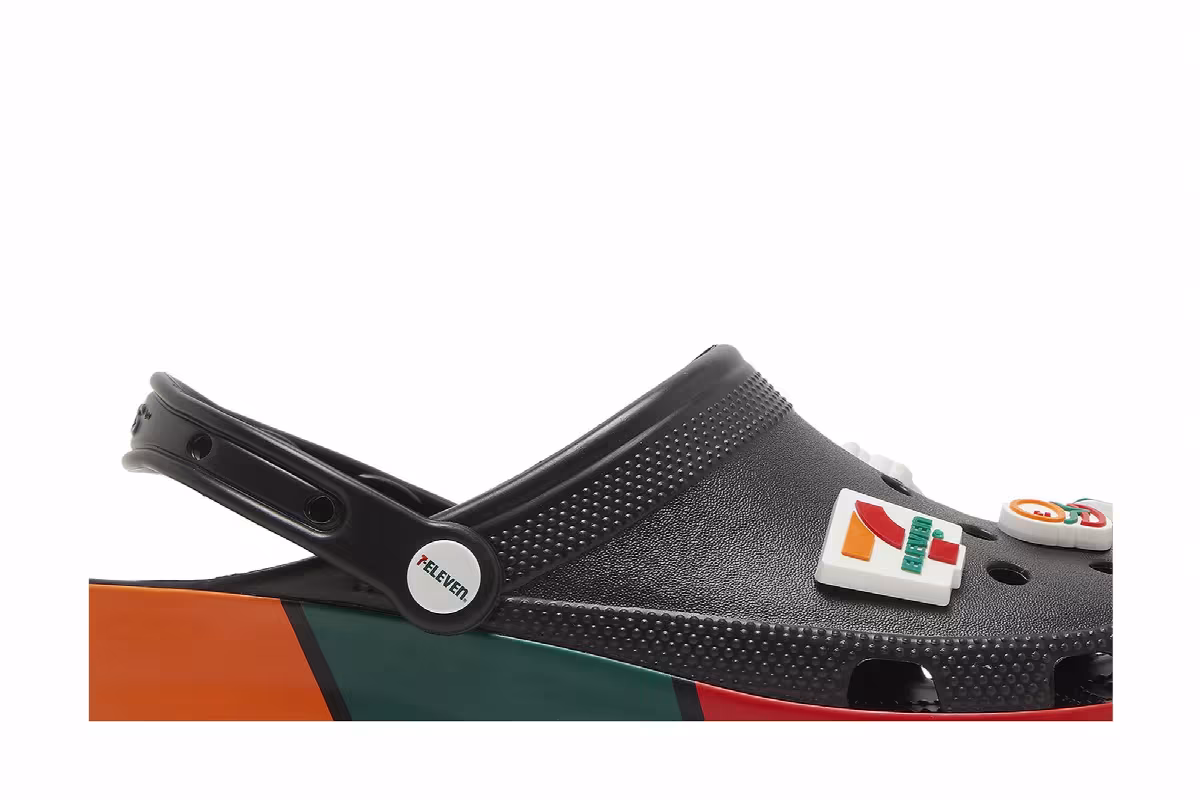 7-Eleven x Crocs Classic Clog Black, view 3