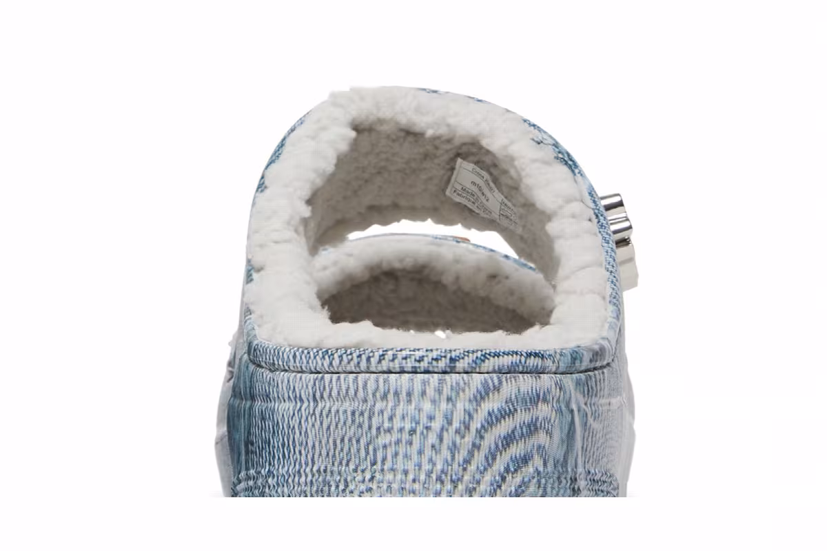 SZA x Crocs Classic Cozzzy Sandal Denim, view 8