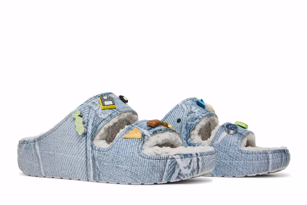 SZA x Crocs Classic Cozzzy Sandal Denim, view 9