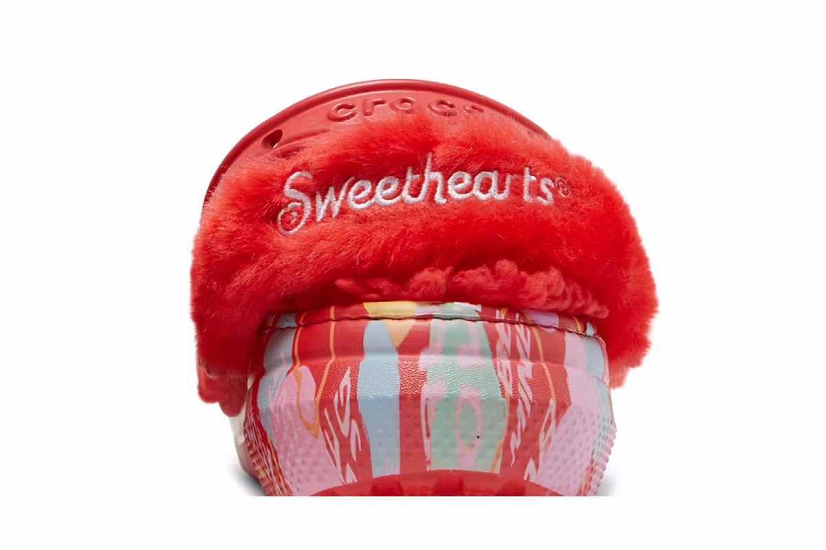 Sweethearts x Crocs Clog Classic Fur Valentine's Day, view 8