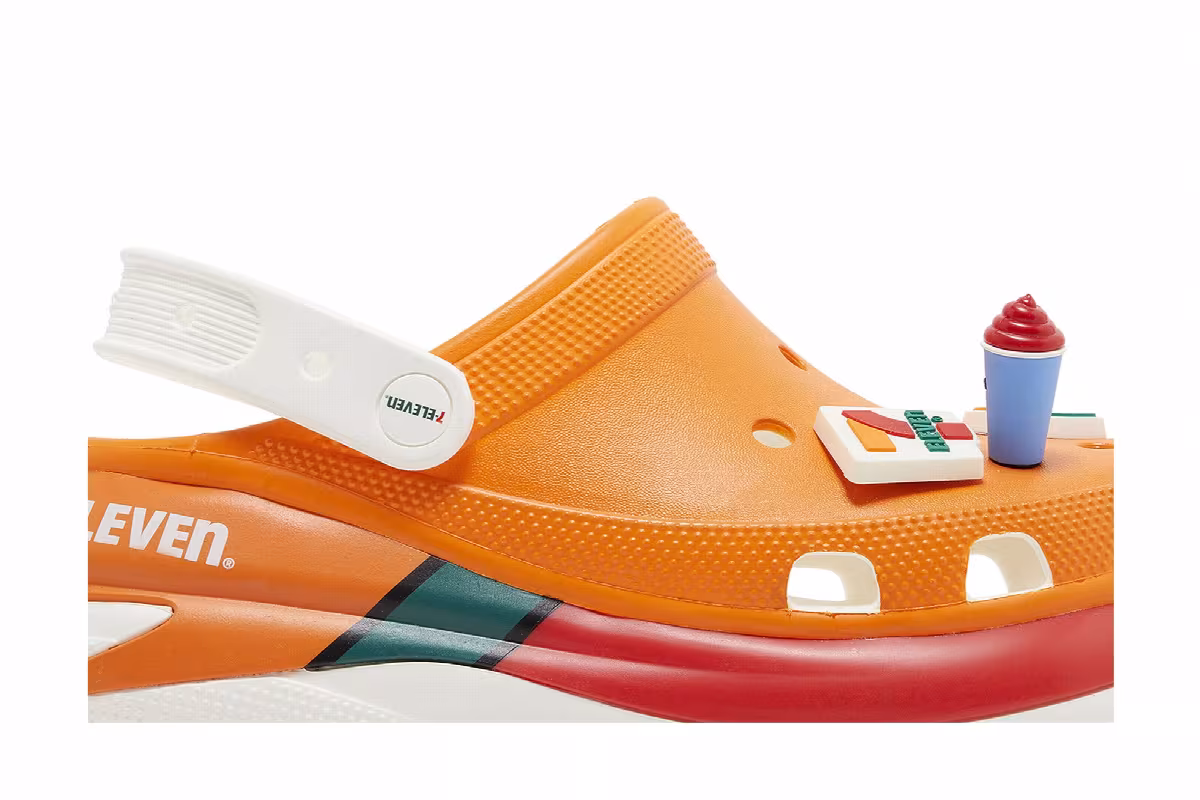 7-Eleven x Crocs Mega Crush Clog 9000, view 3