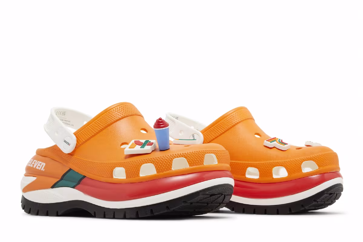 7-Eleven x Crocs Mega Crush Clog 9000, view 9
