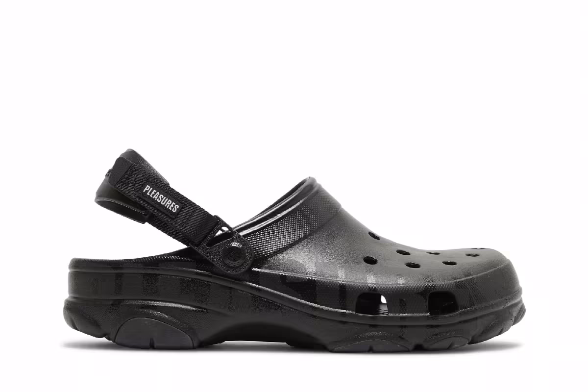 Pleasures x Crocs All-Terrain Clog Black, view 2