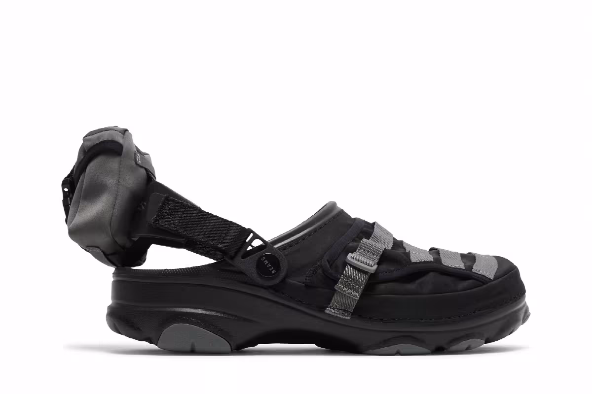 BEAMS x Crocs Classic All-Terrain Military Clog Black, view 2