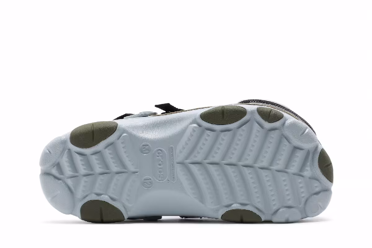 BEAMS x Crocs Classic All Terrain Outdoor Clog Khaki Grey, view 5
