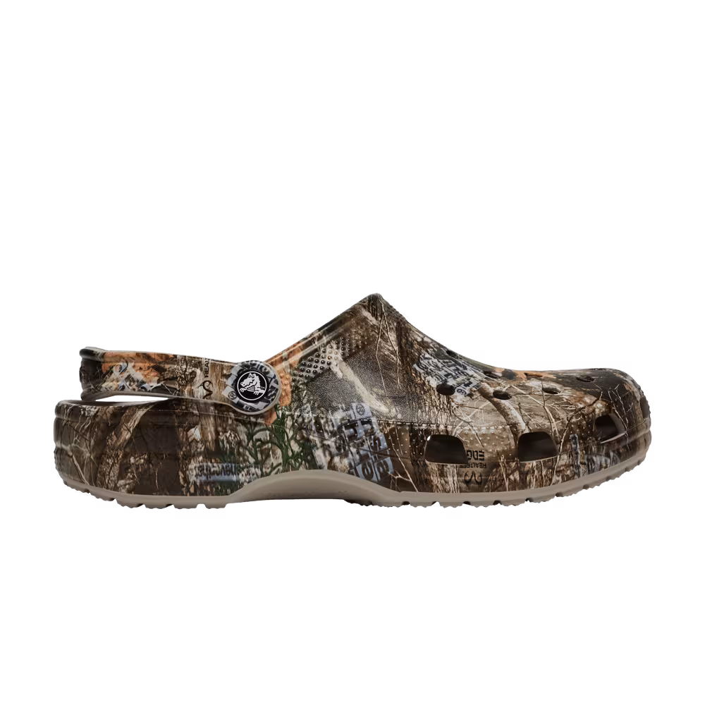thisisneverthat x Realtree x Crocs Classic Clog Edge Camo - Walnut