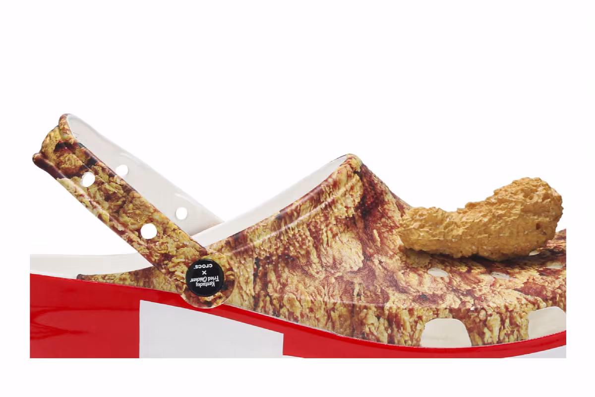 KFC x Crocs Classic Clog Fried Chicken Print, view 3
