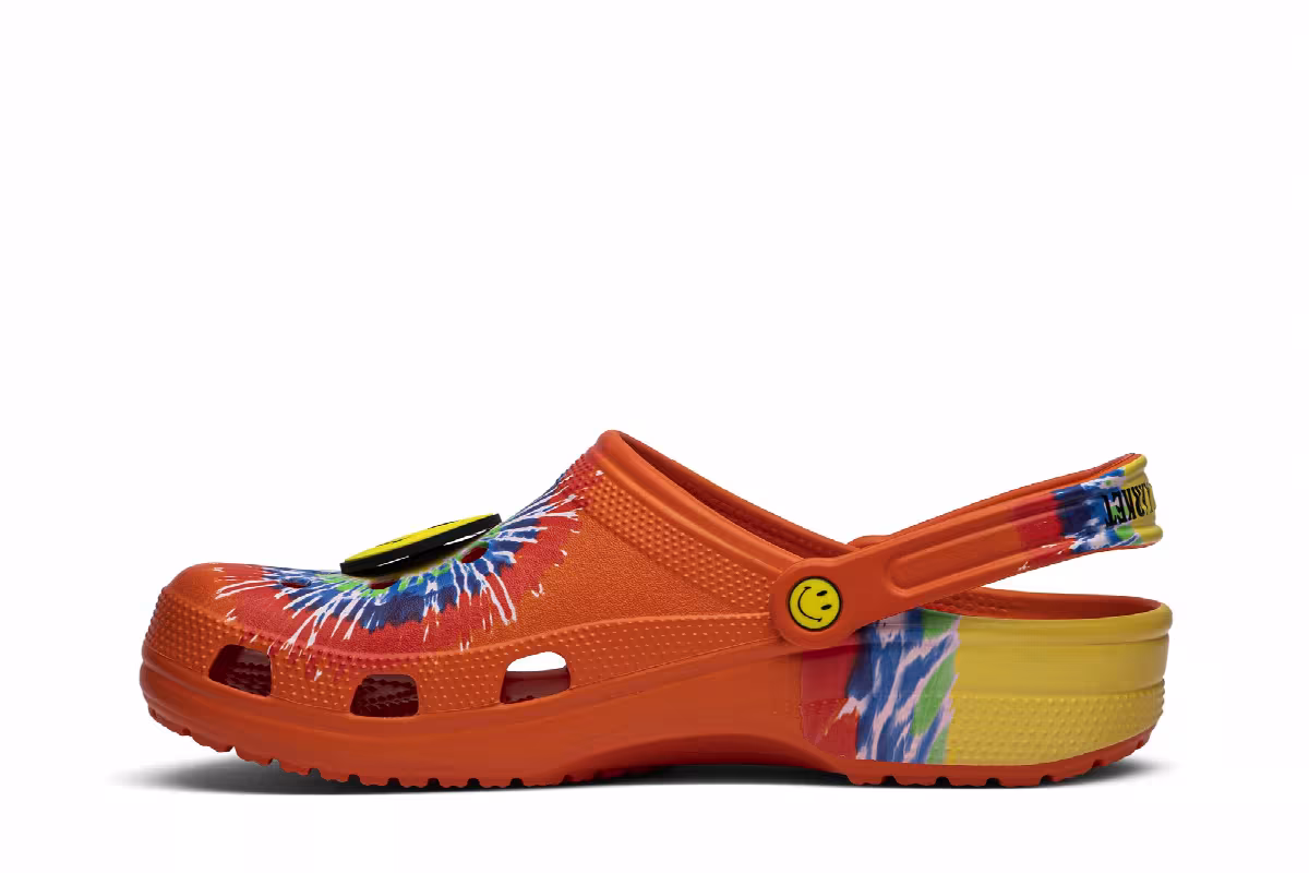 Chinatown Market x Crocs Clog Tie Dye Smiley, view 4