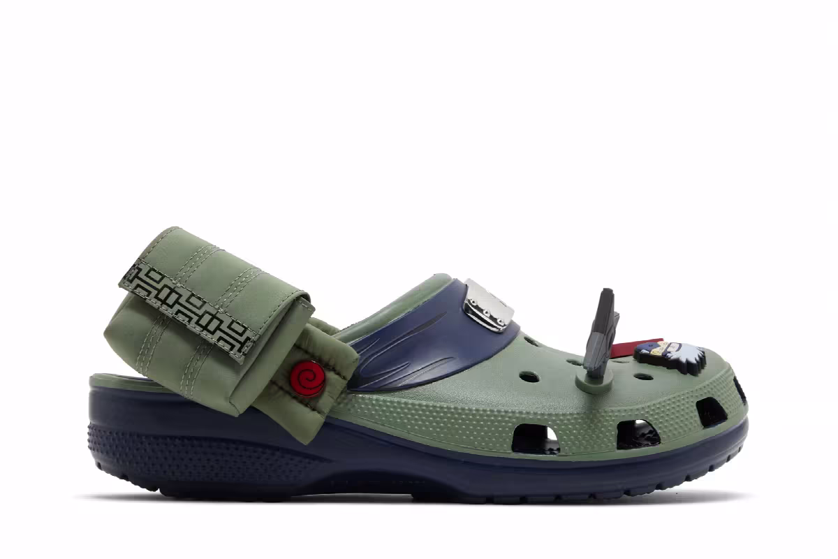 Naruto Shippuden x Crocs Classic Clog Kakashi, view 2