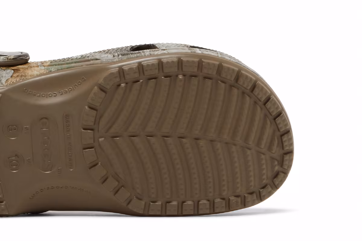 Realtree x Crocs Classic Clog Edge Camo - Walnut, view 6