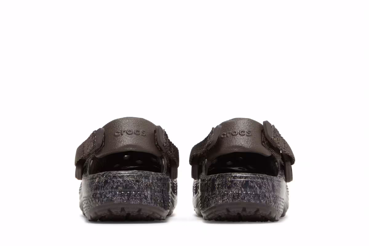 Anwar Carrots x Crocs Clog Kids Soil - Espresso, view 7