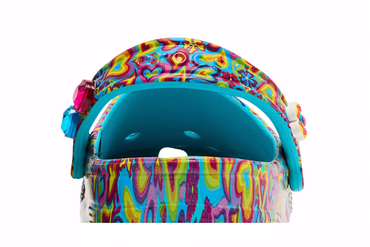 Lisa Frank x Crocs Classic Clog Kids Digital Aqua Multi Hearts, view 8