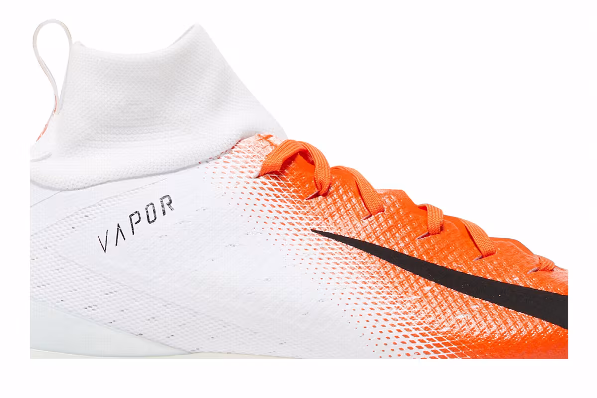 Nike Vapor Untouchable Pro 3 Hyper Crimson, view 3