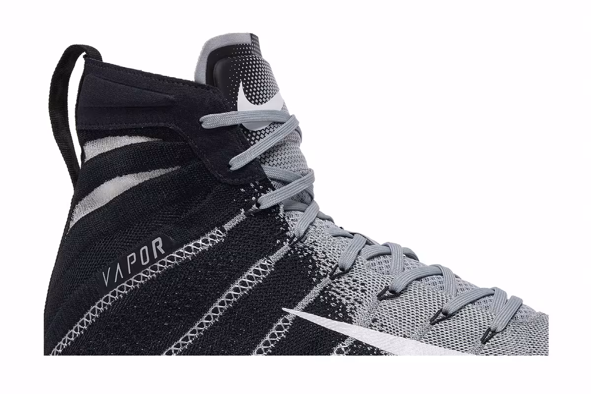 Nike Vapor Untouchable 3 Elite Flyknit Black Matte Silver, view 3