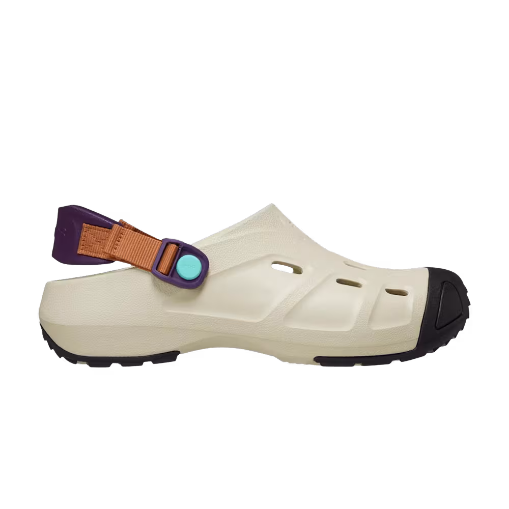 Crocs Quick Trail Clog Bone