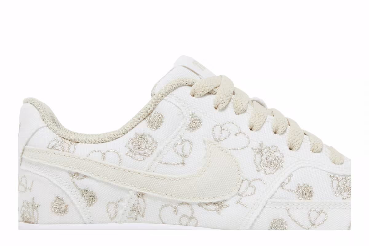 Nike Women's Court Vision Low Valentine's Day, view 3