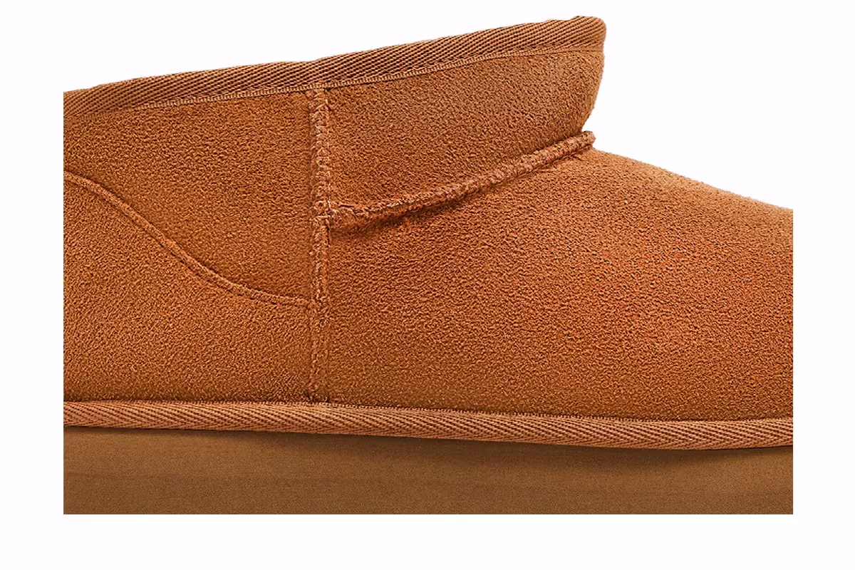 UGG Classic Ultra Mini Platform Boot Kids Chestnut, view 3