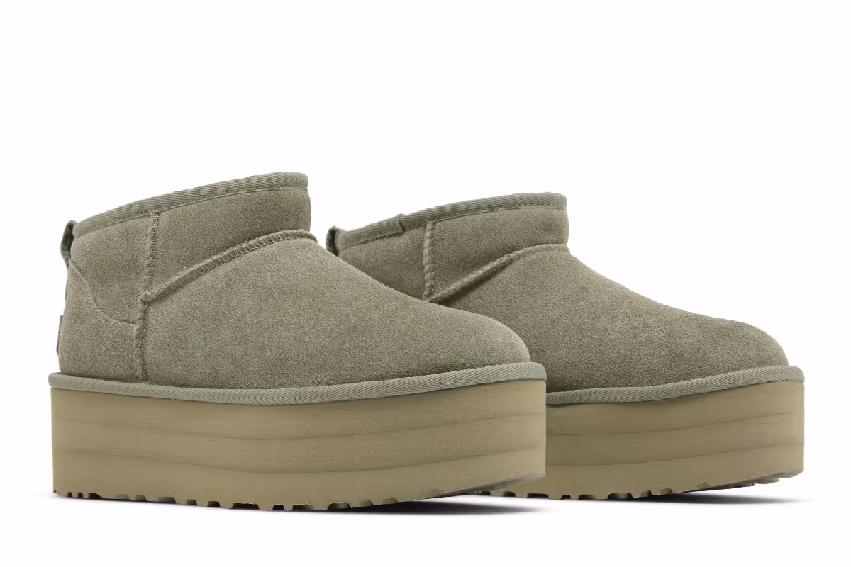 UGG Women's Classic Ultra Mini Platform Boot Shaded Clover, view 9