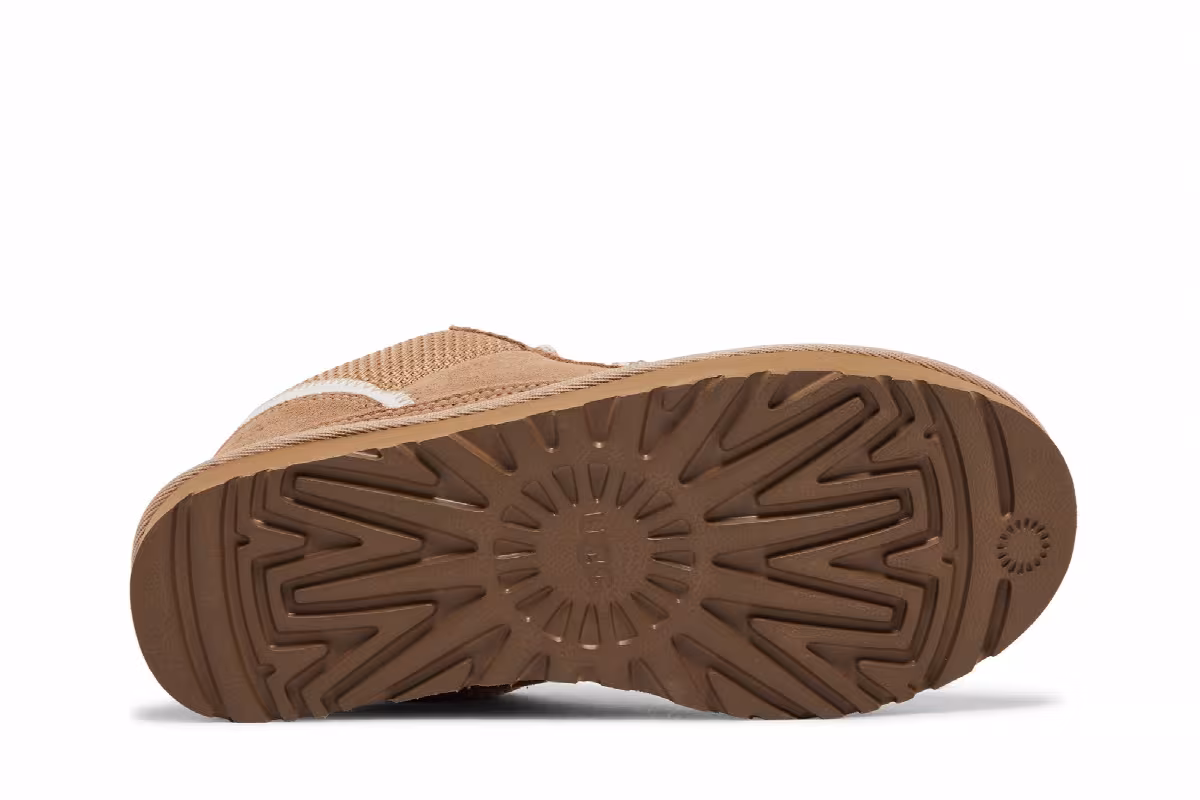 UGG Women's Lowmel Sand, view 5