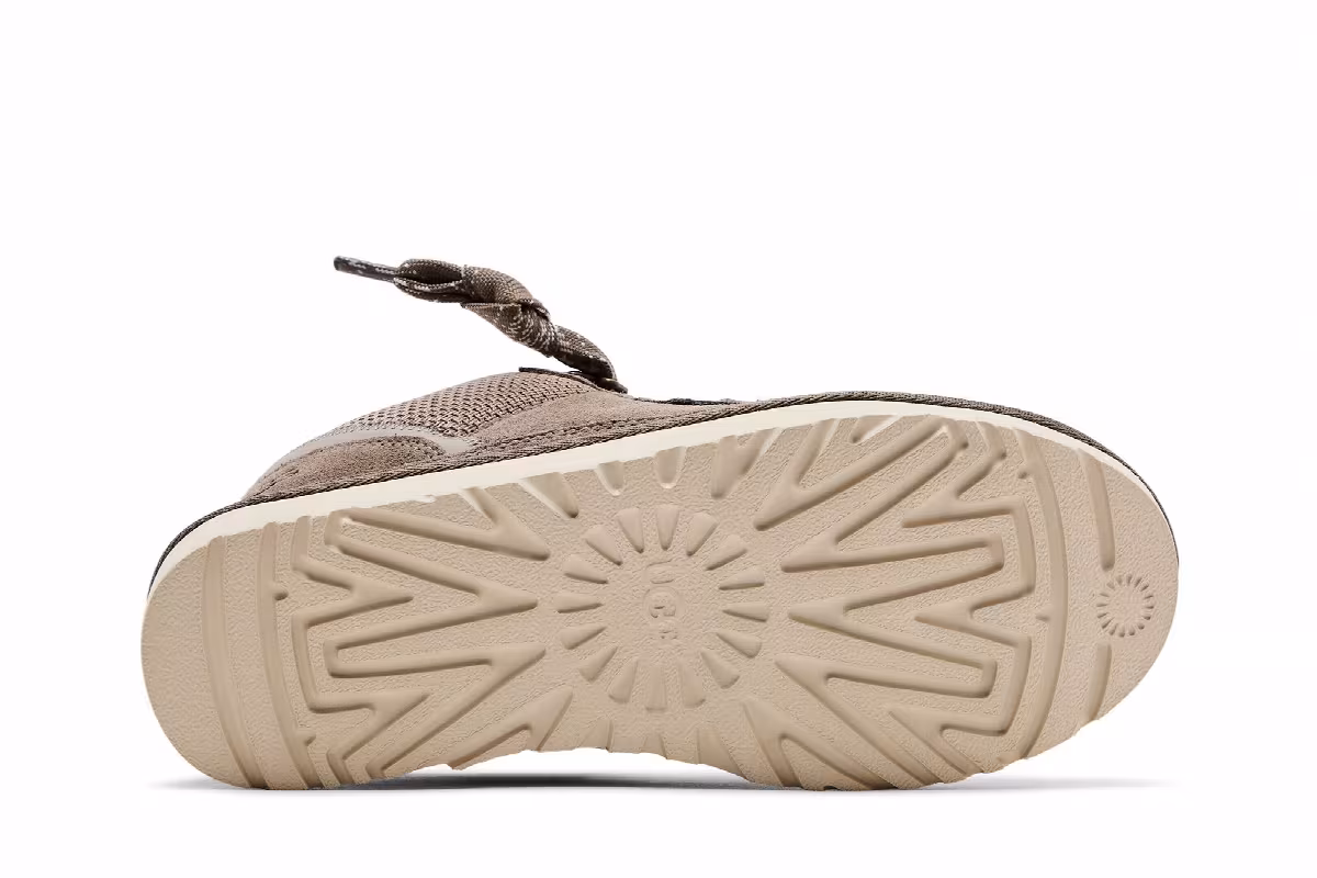 UGG Women's Lowmel Smoke Plume, view 5