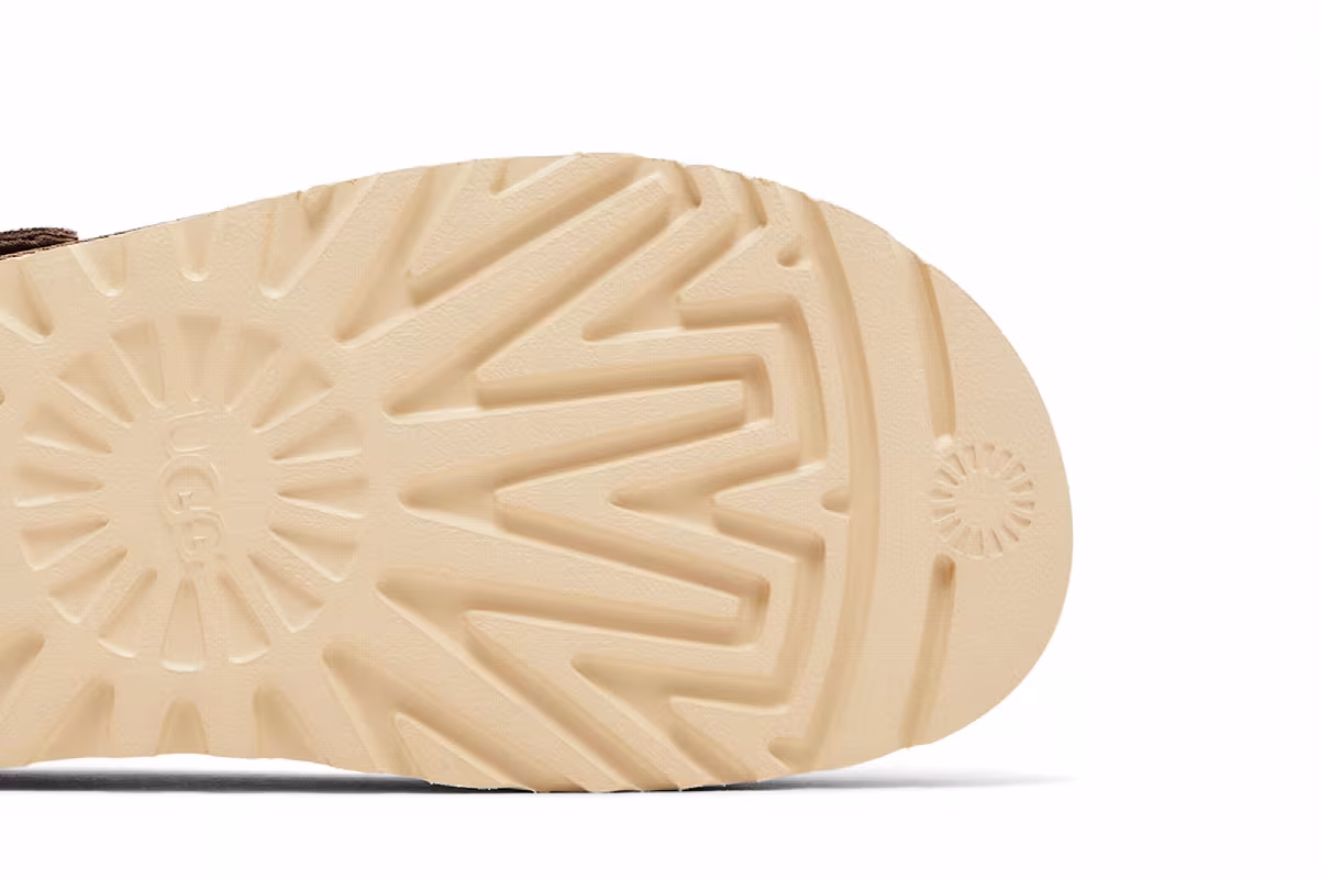 UGG Women's Goldenstar Clog Hickory, view 6