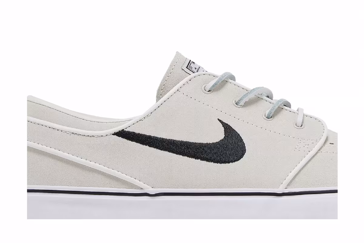 Nike Zoom Stefan Janoski+ SB Summit White Black, view 3