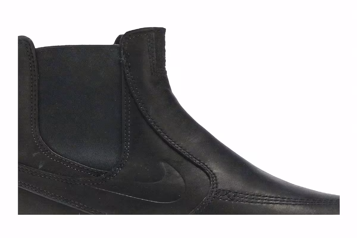 Nike Zoom Janoski Slip Mid RM SB Black Pale Ivory, view 3
