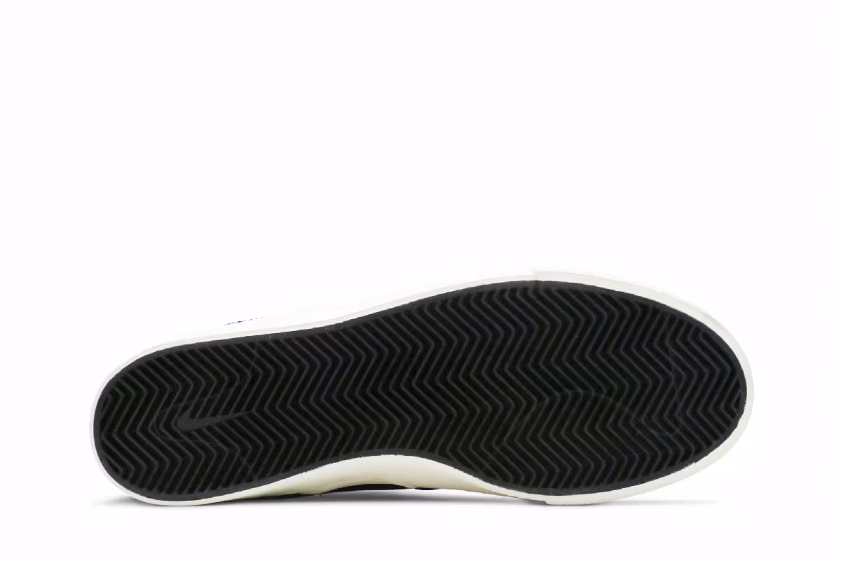 Nike Zoom Janoski Slip Mid RM SB Black Pale Ivory, view 5