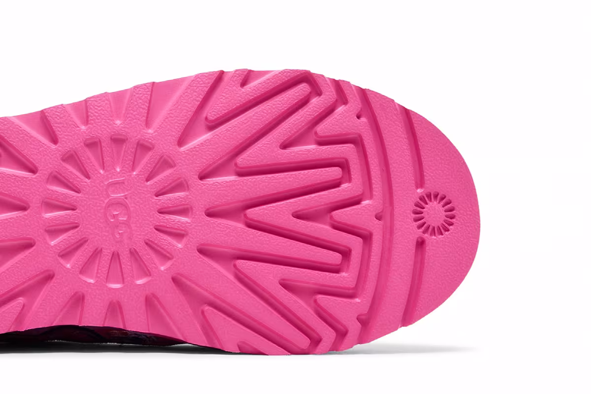 Palace x UGG Classic Ultra Mini Boot Pink Camo, view 6