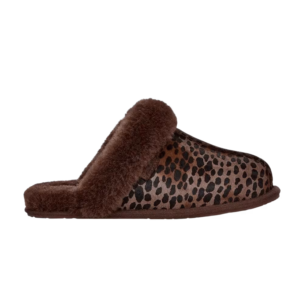 UGG Women's Scuffette Caspian Slipper Burnt Cedar